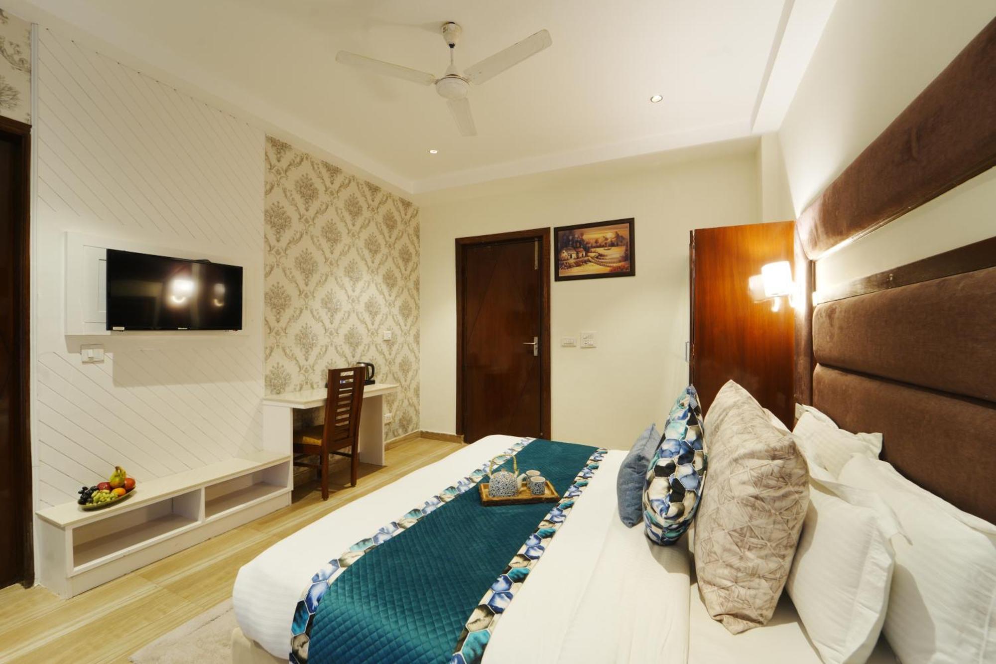 Hotel Kasauli View !! Balcony Rooms ! Terrace ! Restaurant ! Main Highway ! Garden !! Buitenkant foto